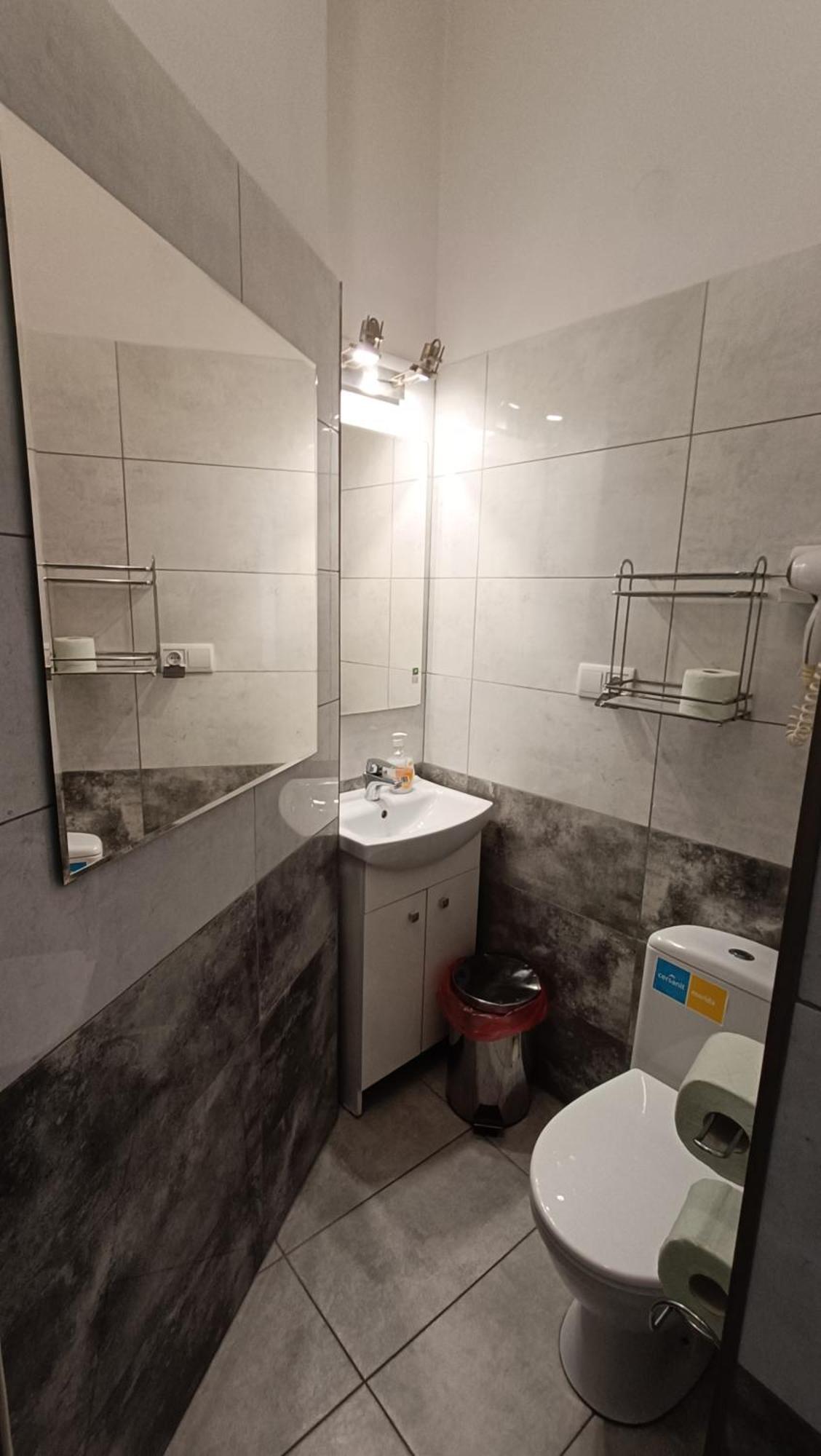 Hotel Polonia Namysłów Esterno foto