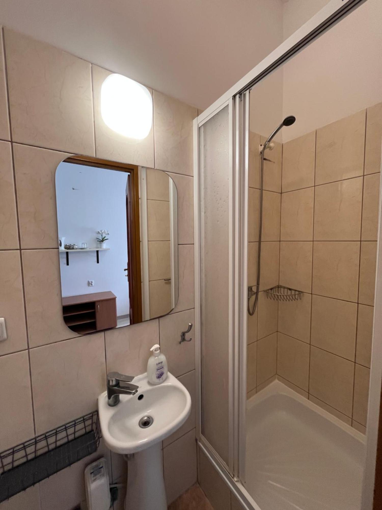 Hotel Polonia Namysłów Esterno foto