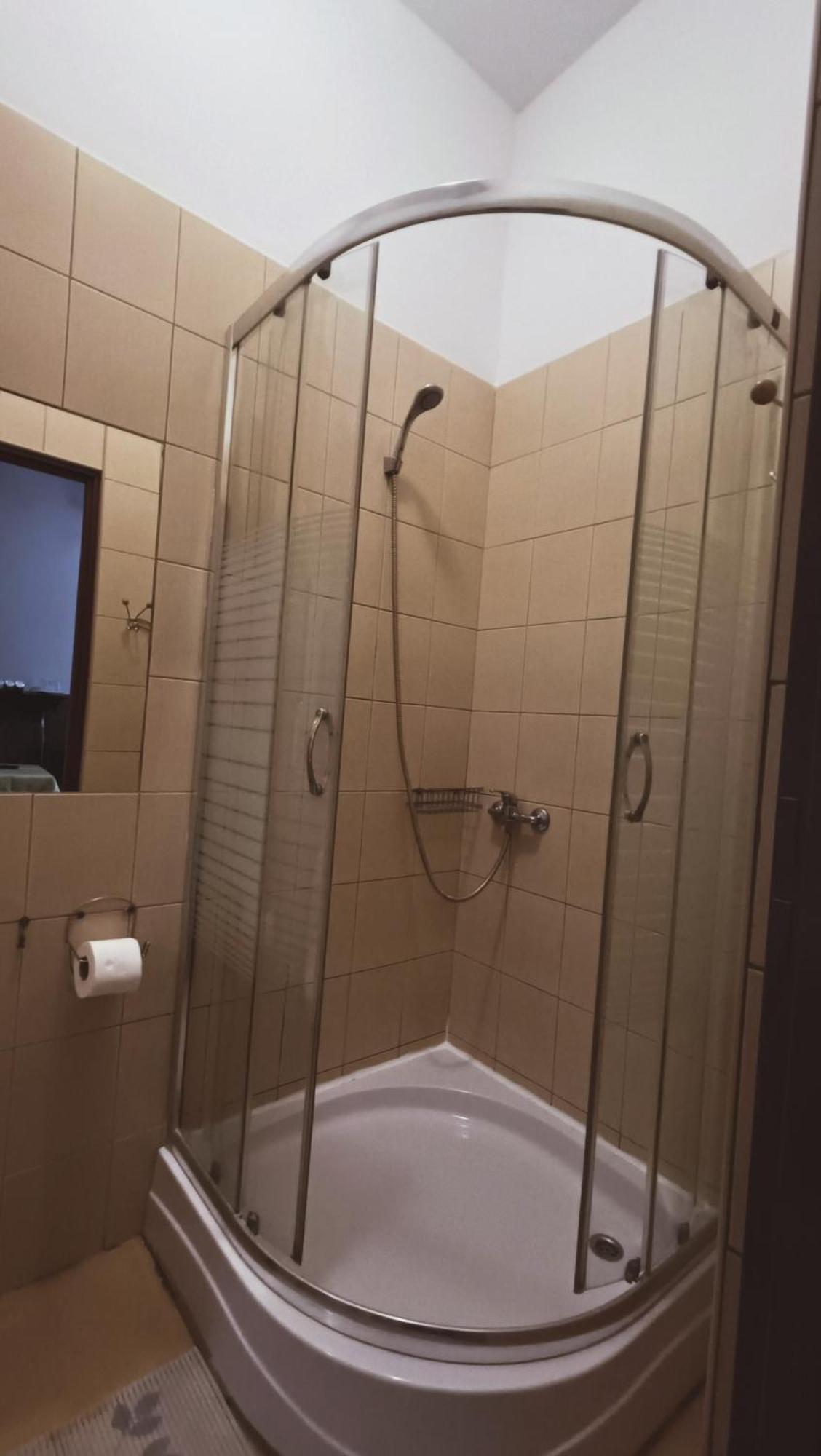 Hotel Polonia Namysłów Esterno foto