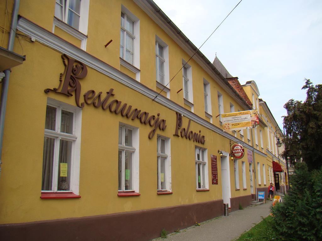 Hotel Polonia Namysłów Esterno foto